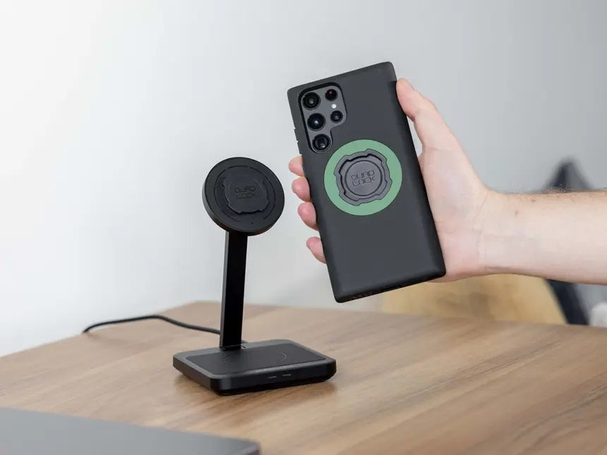MAG Dual Desktop Wireless Charger